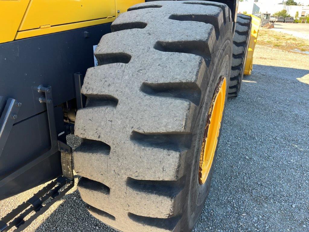 Komatsu Wa380 7