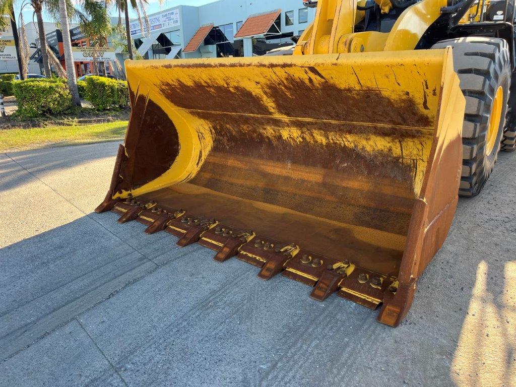 Komatsu Wa500 8