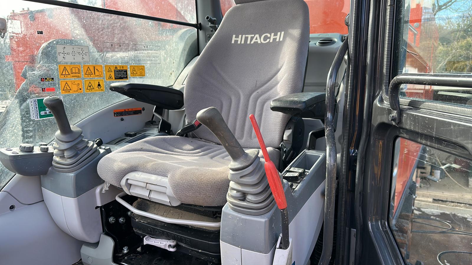 Hitachi Zx890