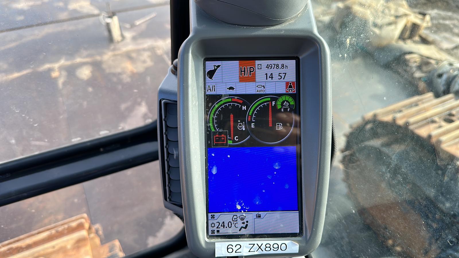 Hitachi Zx890